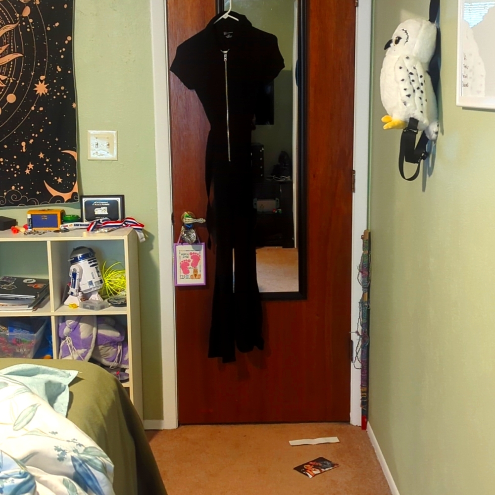 Black jumper